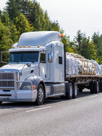 clip-group Flatbeds | Full Truck Load