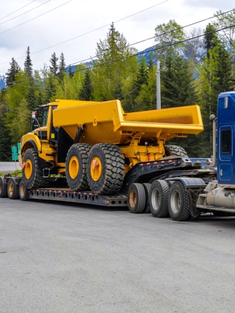 clip-group Specialized Equipment | Full Truck Load