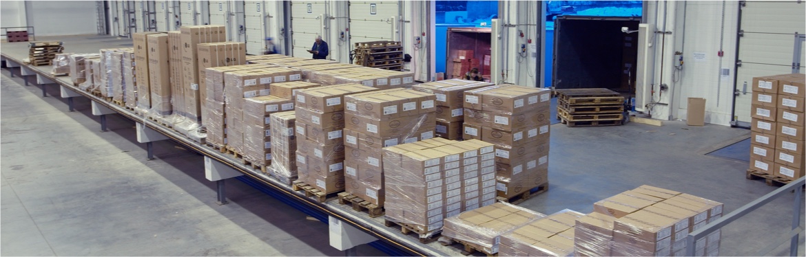 shutterstock-688660033 About Less than Truckload | LTL Loads